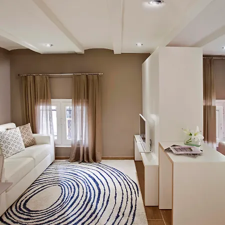 Barcelona Apartment Mila-3