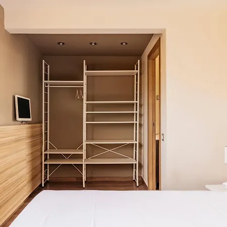 Barcelona Apartment Mila-2